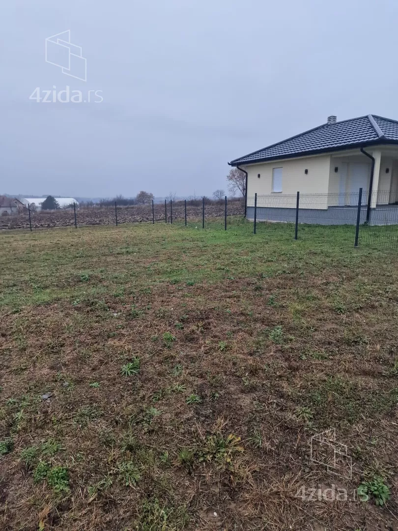 Građevinsko zemljište | 4zida