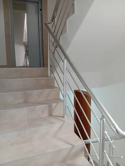 Crvenog Gloga | 4zida.rs