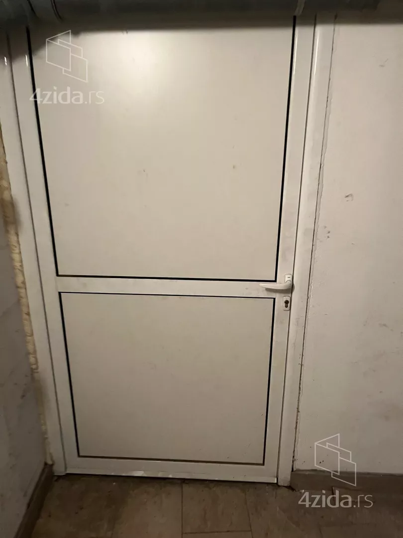 Garaža | 4zida