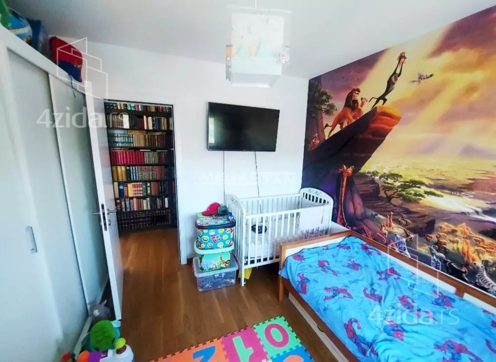 Dvoiposoban stan | 4zida