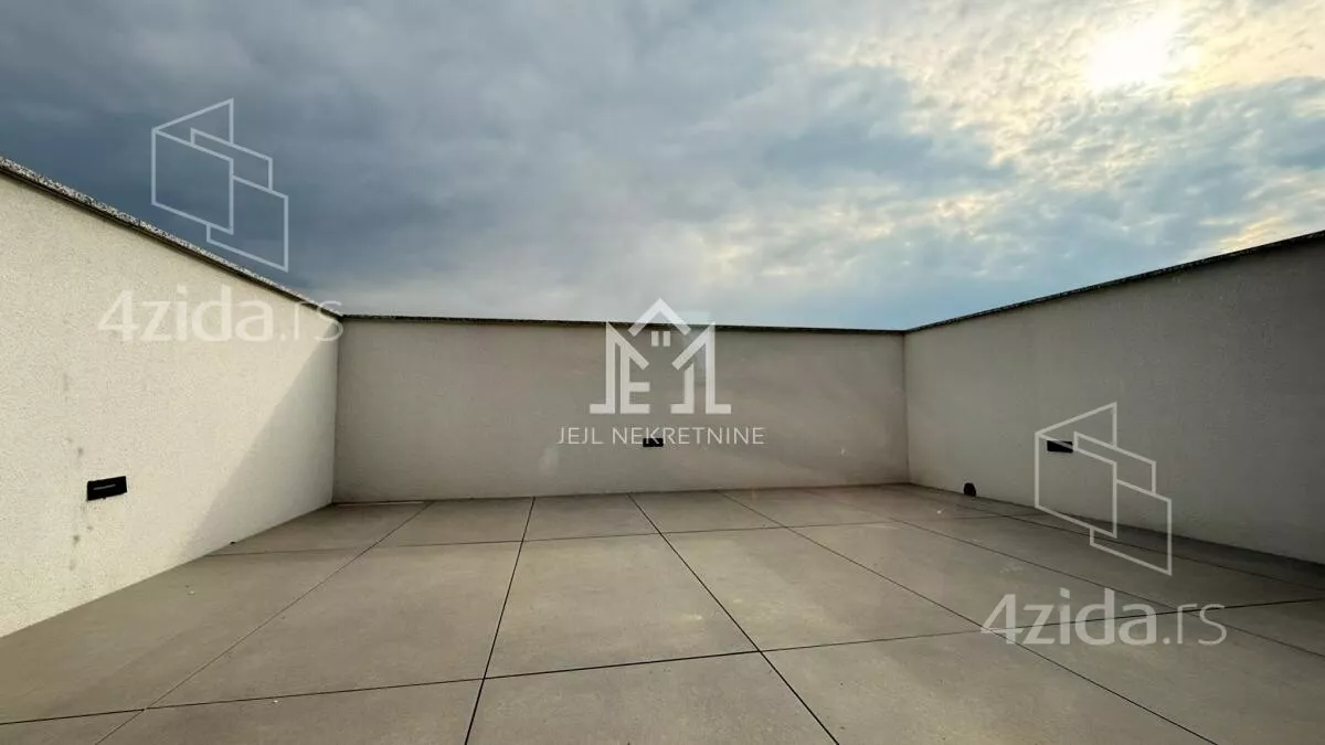 Petosoban stan | 4zida