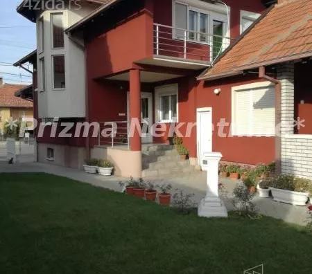 Kuća | 4zida