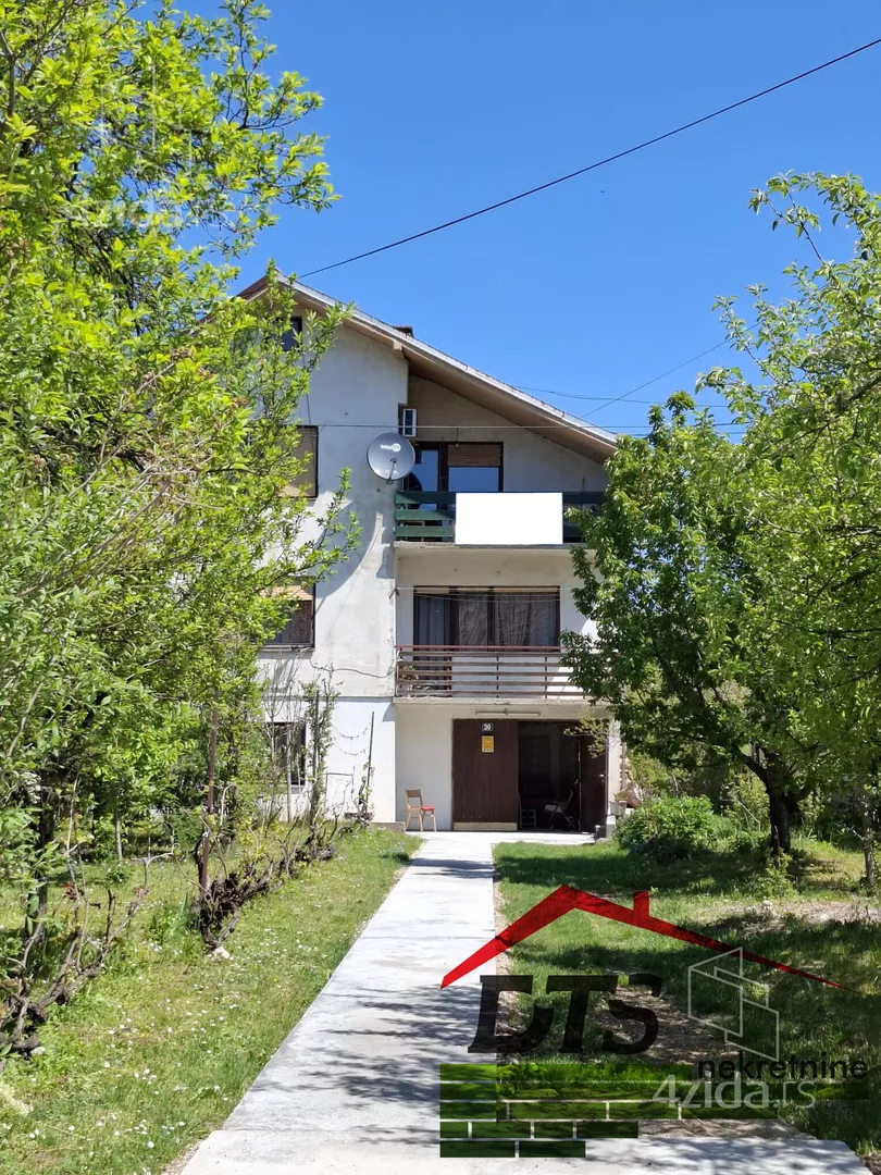 3-etažna kuća | 4zida