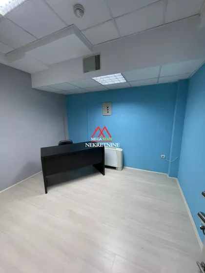 Zmaj Jovina | 4zida.rs