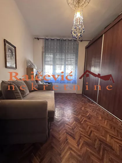 Mutapova | 4zida.rs