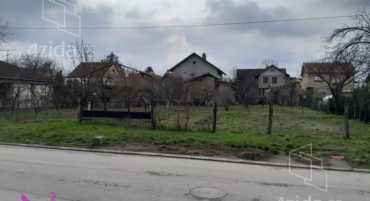 Plac | 4zida