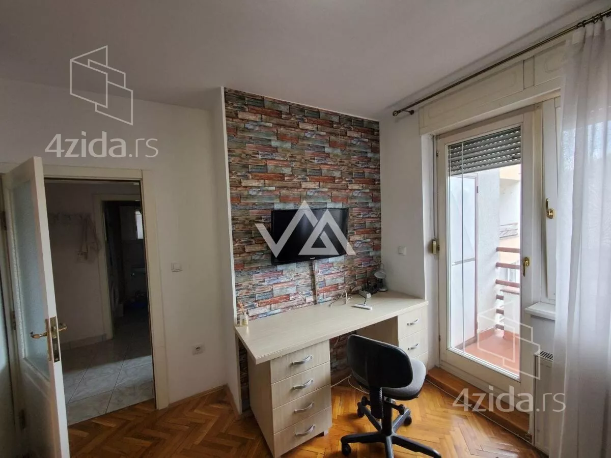 Garsonjera | 4zida