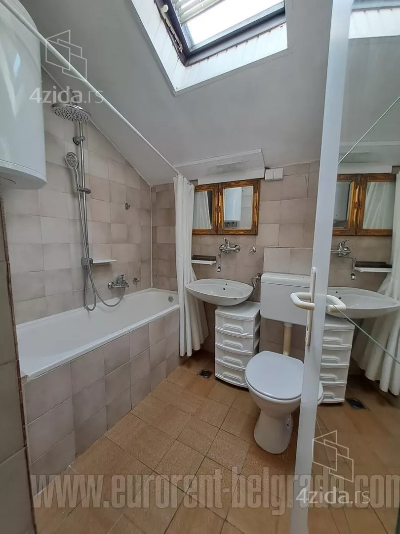 3-etažna kuća | 4zida