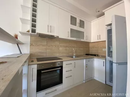 Centar preko Lepenice | 4zida.rs