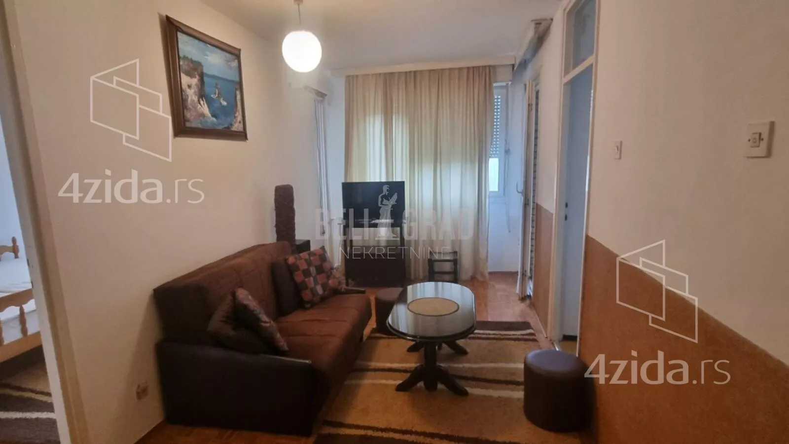 Jednoiposoban stan | 4zida