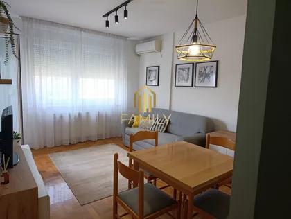 Bulevar Patrijarha Pavla (Somborski Bulevar) | 4zida.rs