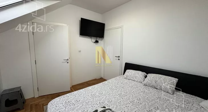 Četvoroiposoban stan | 4zida