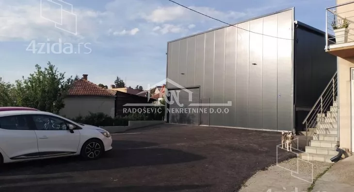 Poslovni prostor | 4zida
