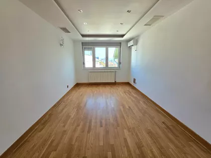 Vašarište | 4zida.rs