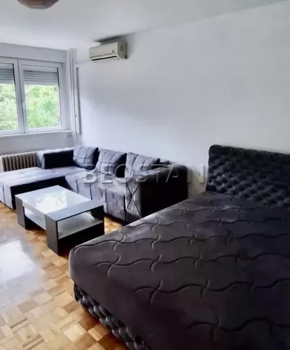 Palmira Toljatija | 4zida.rs