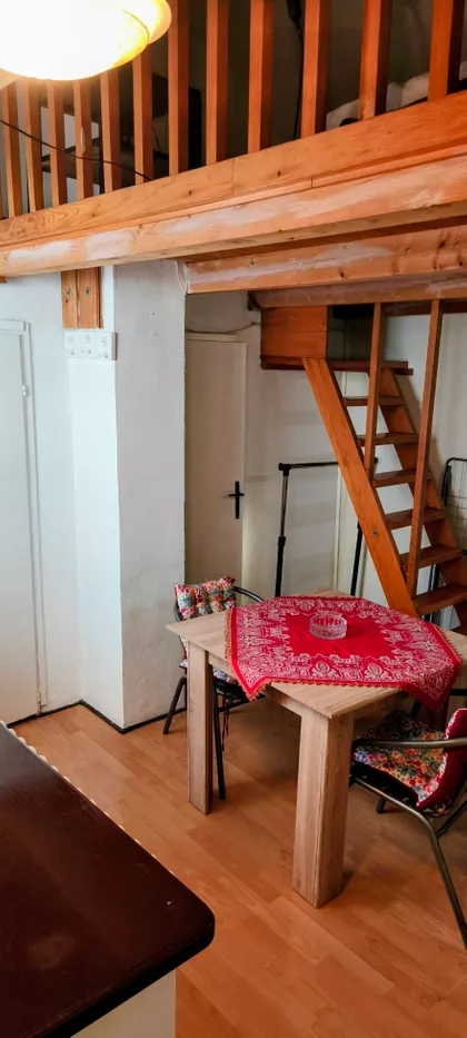 Višnjička Banja | 4zida.rs