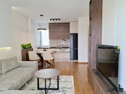 Bulevar Patrijarha Pavla (Somborski Bulevar) | 4zida.rs