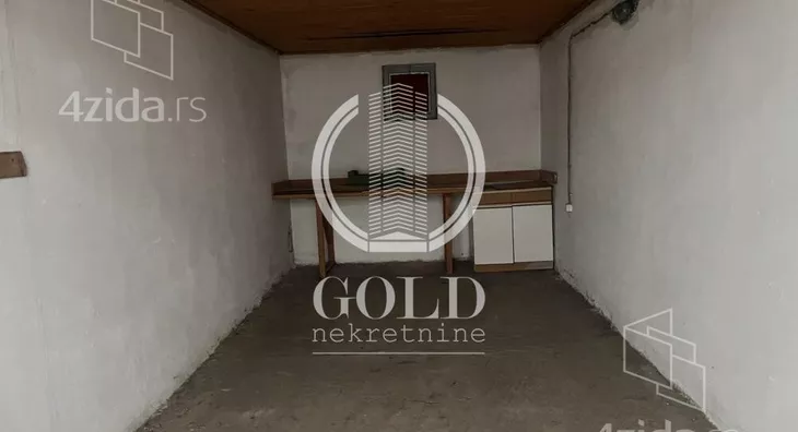 Garaža | 4zida