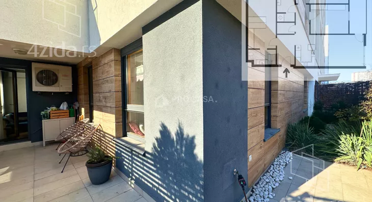 Četvorosoban stan | 4zida