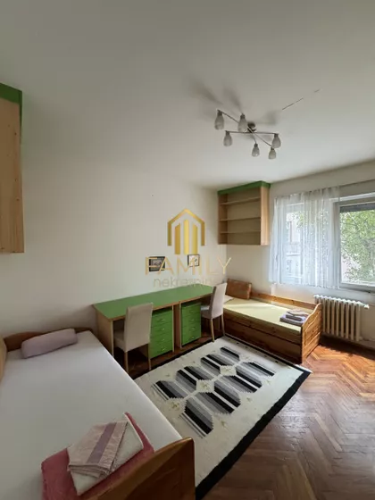 Episkopa Visariona | 4zida.rs