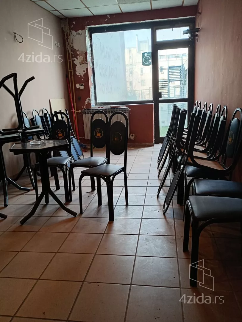 Poslovni prostor | 4zida