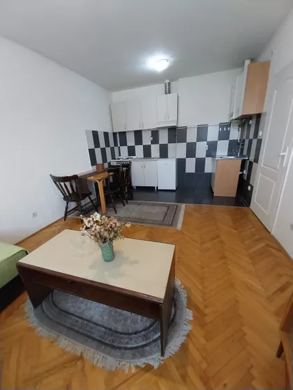 Daničićeva 40 | 4zida.rs