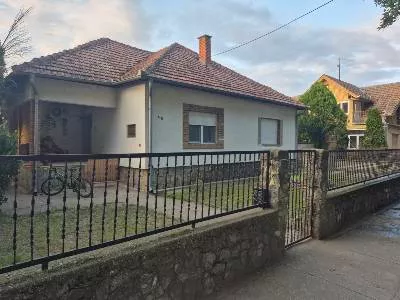 Debeljača | 4zida.rs