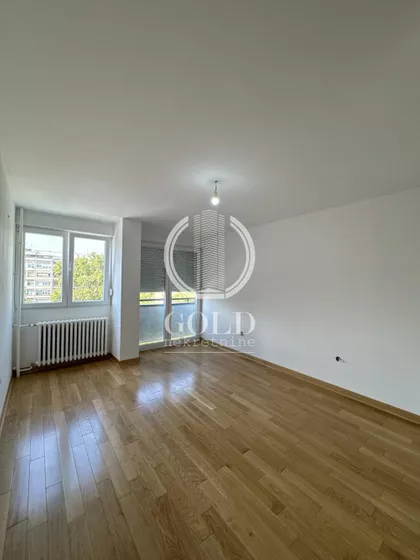 Bulevar oslobođenja | 4zida.rs