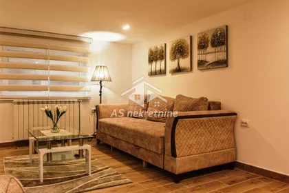 Južni Bulevar | 4zida.rs