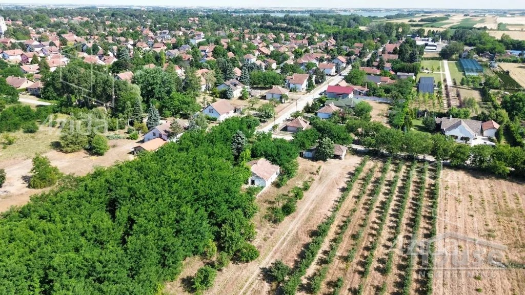Plac | 4zida