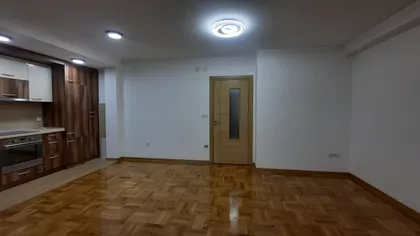 Trg Kosturnica | 4zida.rs