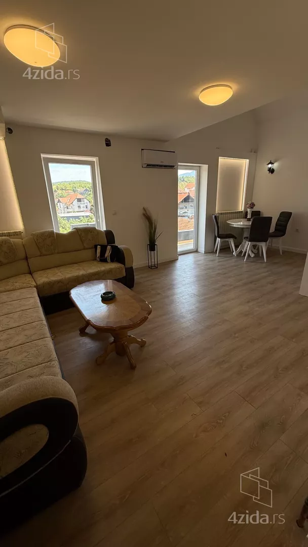 3-etažna kuća | 4zida