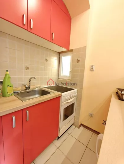 Kalenić pijaca | 4zida.rs