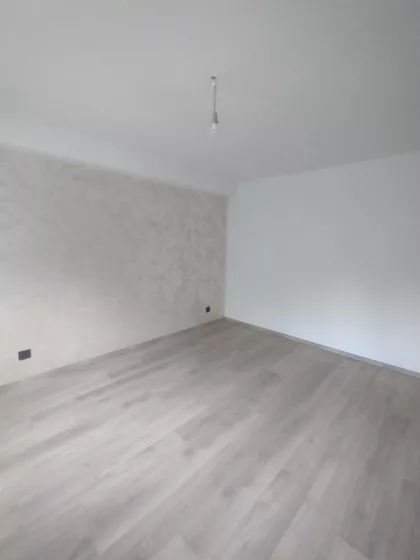 Pariske Komune | 4zida.rs