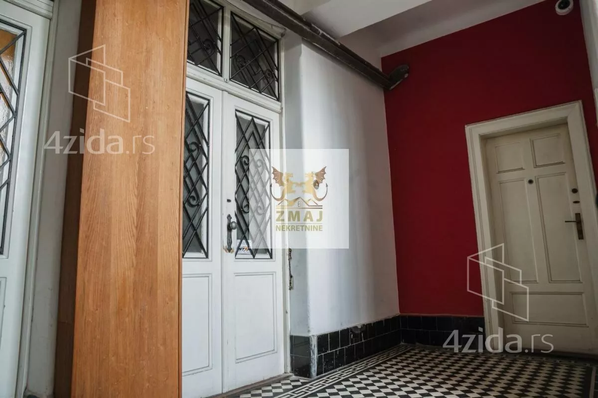 Petosoban stan | 4zida