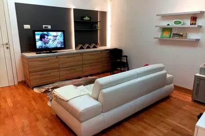 Majke Jevrosime | 4zida.rs