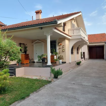 Gradske lokacije | 4zida.rs