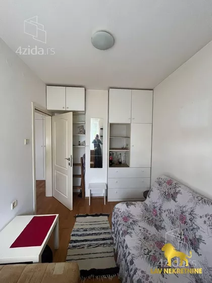 ROMANIJSKA | 4zida.rs