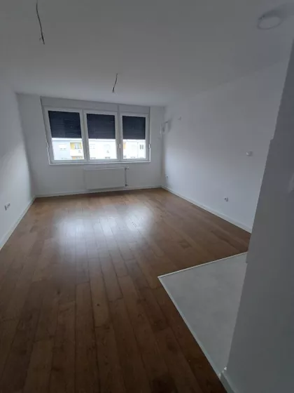 Novo Naselje | 4zida.rs