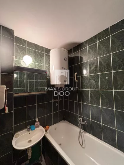 16. oktobra | 4zida.rs