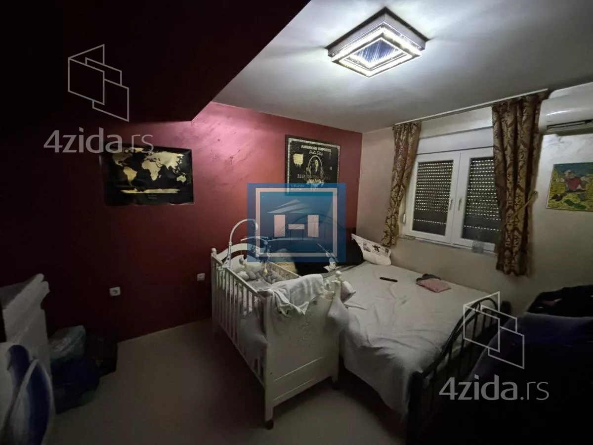 Petosoban stan | 4zida