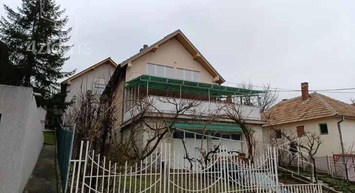 3-etažna kuća | 4zida