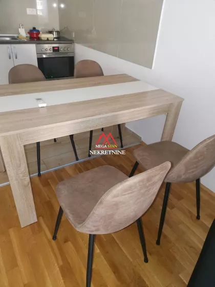 Hadži Ruvimova | 4zida.rs