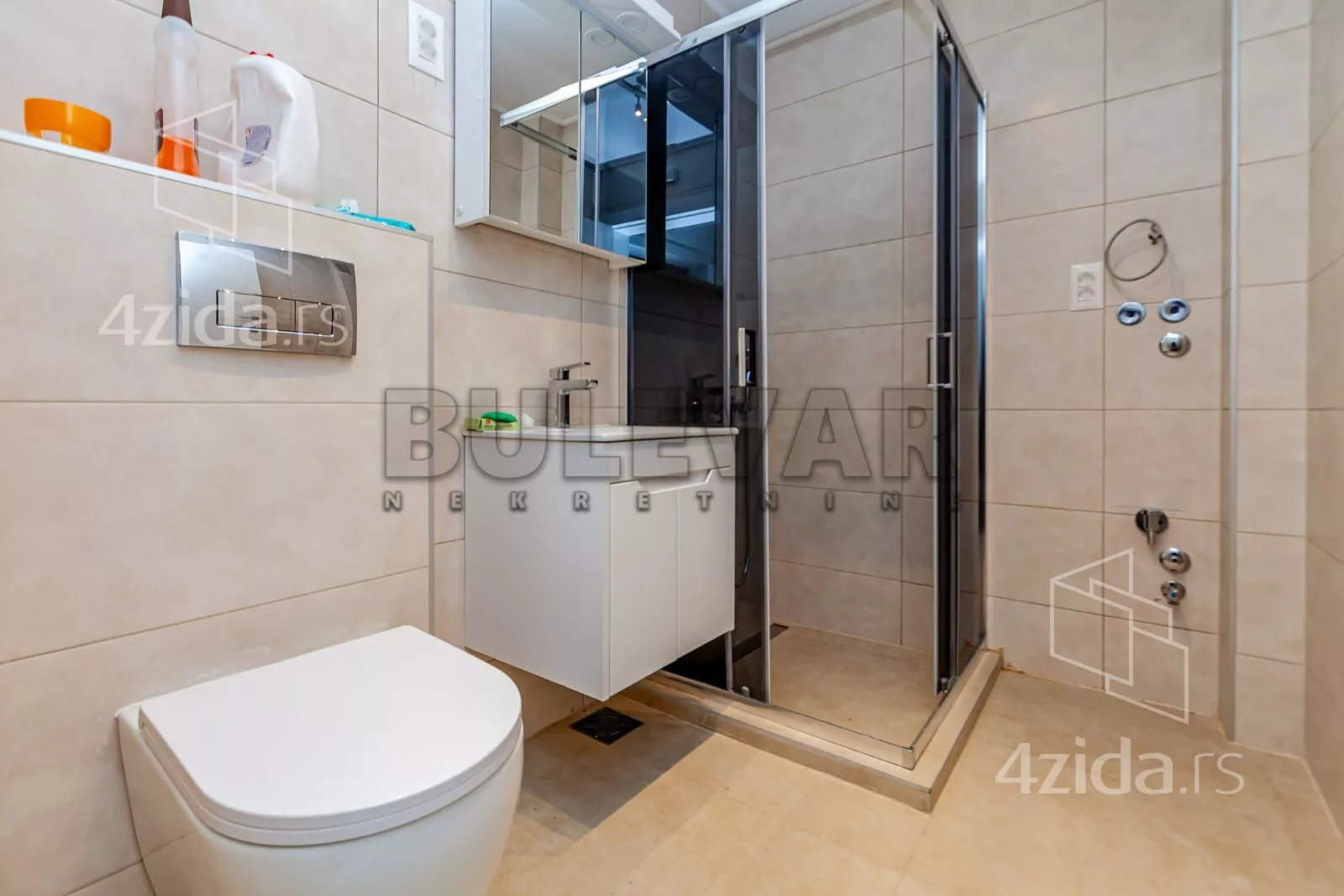 Četvorosoban stan | 4zida