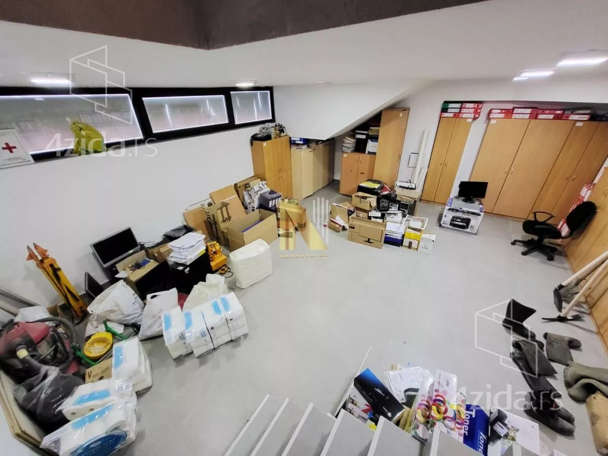 Poslovni prostor | 4zida