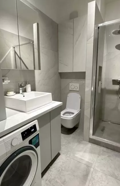 Vukov Spomenik | 4zida.rs