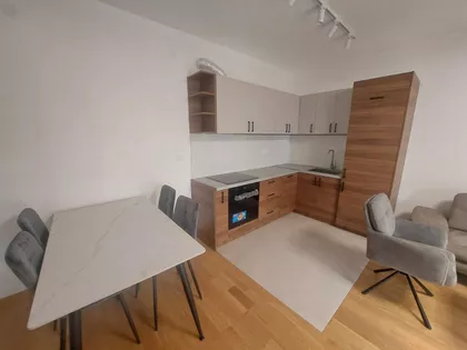 Vardarska | 4zida.rs