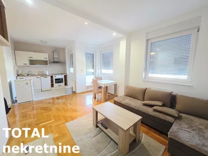 Železnička stanica | 4zida.rs