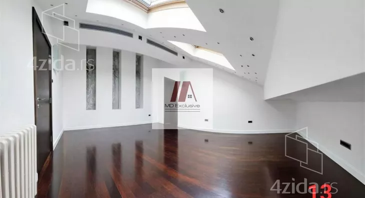 Četvoroiposoban stan | 4zida