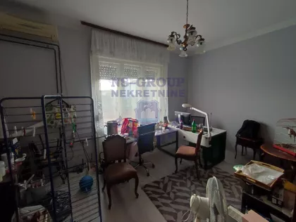 Kvantaška Pijaca | 4zida.rs